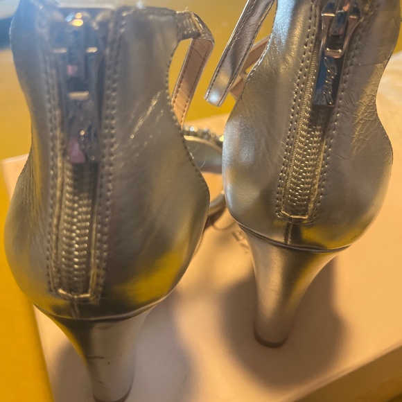 Bartley Mischa jewel shoes - Picture 5 of 7